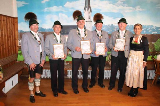 kl-16 Ehrung langjähriger Ausschussmitglieder