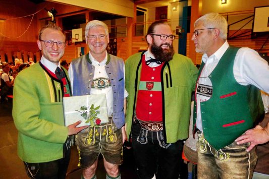 kl-1Ehrenstrasser-Osterhammer-MichaelRadinger-Leidel