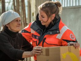 WT18_KonvoiAlbanien_Paketübergaben_28122018_MarionMartin