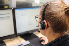 Katastrophenschutz_Funk_KomFü_Headset_Telefon_Service_kl
