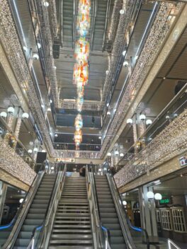 74973657-24e3-4cb5-8d6d-432cc1fda256