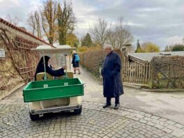 kl-1Dialog am Kloster