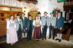 1Dank an die Ausgeschiedenen