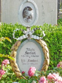 Grab Fanderl Wastl - Carmen Kühnl