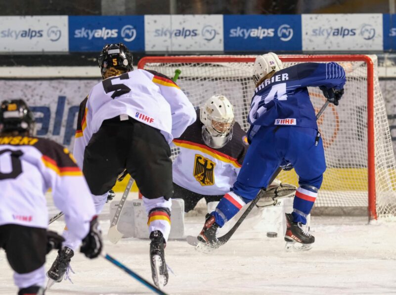 Miriam Siebert IIHF WM U18