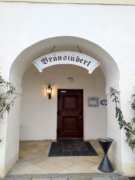 ac1ff1ac-19d4-475d-aa53-055657c06bd4