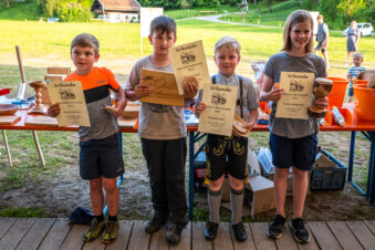 Sieger-Kinderklasse-1280638