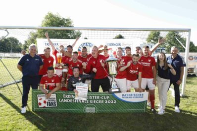 kl-ERDINGER Meister-Cup 2022_Landesfinale_1. Platz Herren SpVgg Pfreimd (1)_@Birgit Gleixner