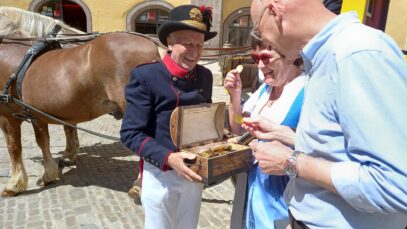 563f9ef3-acdc-4df4-a970-9d09f9cadb27