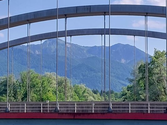 79dd2278-935b-47f9-be56-491a66e86831