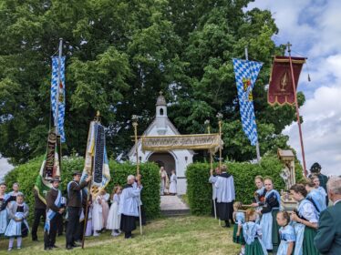 7c3e027c-f5a4-4100-8fdd-1d23c8982b09