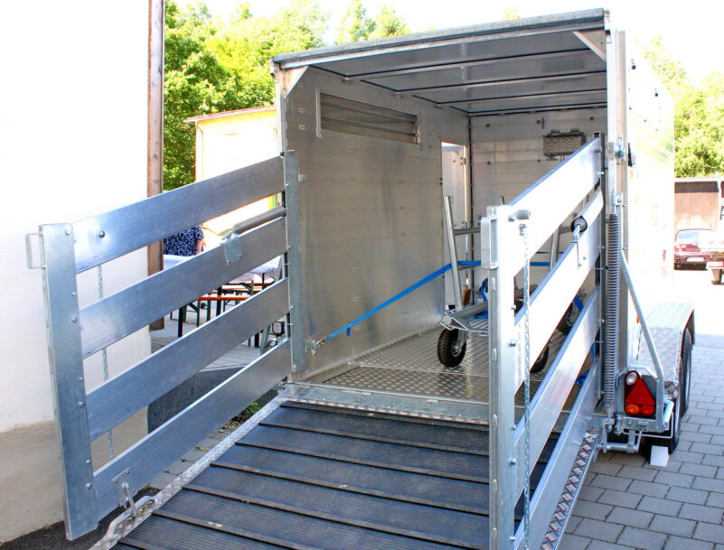 Mobiler Schlachtanhänger