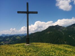 Gipfeltouren und Almenwanderungen im Priental
