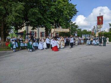 b32b448d-adbe-478e-a528-f1c13b87282c