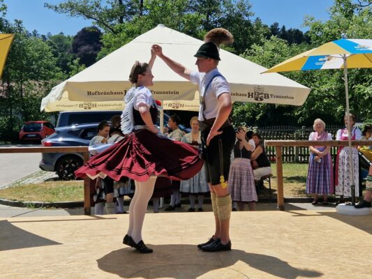 c47379ba-da49-4f76-a83d-23ed71a2e22a