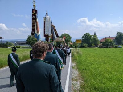 dc6ea146-99c8-4ff6-9d9d-f3634ca16c47