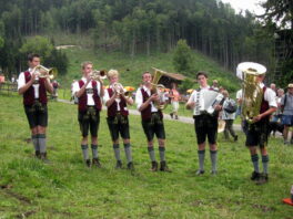 1DJungenSamerbergerMusikanten