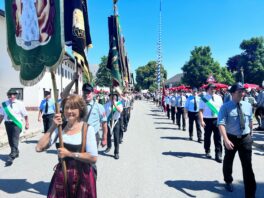 1Pfaffenhofen Sonntag 8