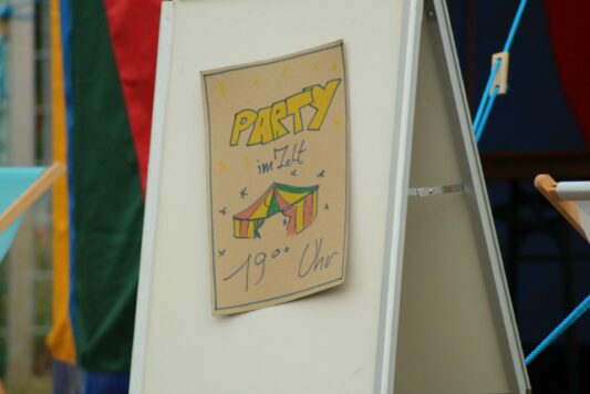 Party im Zelt