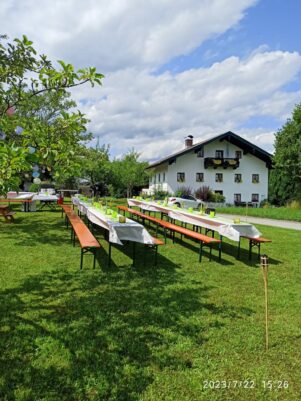 cb345285-dec3-49b4-a402-3bdfe8eef9d5