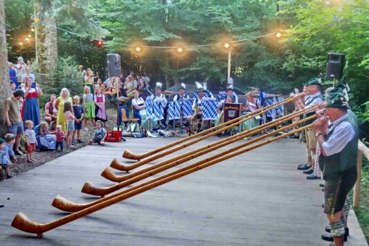 kl-1AlphornbläserBernau