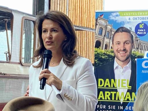 kl-1Kaniber und Artmann