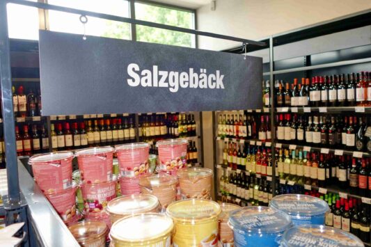 kl-1Salzbebäck und Spirituosen