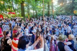 kl-1Viel los im Buchenwald