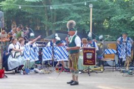 kl-1VorstandSchlosser-PrienerBlasmusik