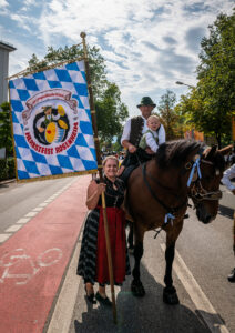 O‘zapft is! Das 162. Rosenheimer Herbstfest ist eröffnet