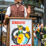 O‘zapft is! Das 162. Rosenheimer Herbstfest ist eröffnet