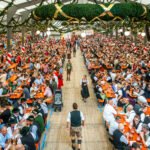O‘zapft is! Das 162. Rosenheimer Herbstfest ist eröffnet