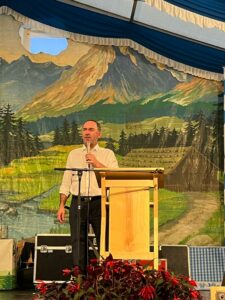 Besuch Aiwanger: Aschauer Festzelt voll besetzt