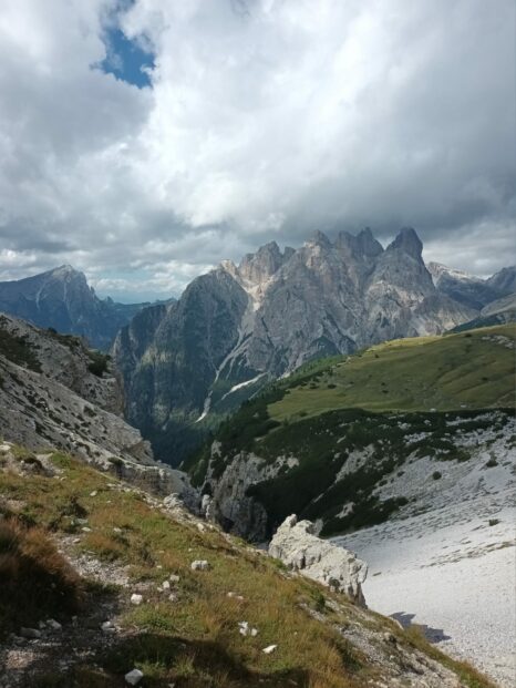 5a97907f-7cdc-4792-8527-71e444c6c8ba