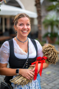 Ernte-Dank-Kirchenzug, Gottesdienst & Festzug zum Herbstfest in Rosenheim