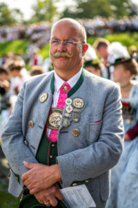 Ernte-Dank-Kirchenzug, Gottesdienst & Festzug zum Herbstfest in Rosenheim