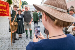 Ernte-Dank-Kirchenzug, Gottesdienst & Festzug zum Herbstfest in Rosenheim