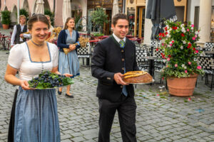 Ernte-Dank-Kirchenzug, Gottesdienst & Festzug zum Herbstfest in Rosenheim