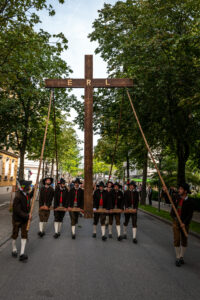 Ernte-Dank-Kirchenzug, Gottesdienst & Festzug zum Herbstfest in Rosenheim