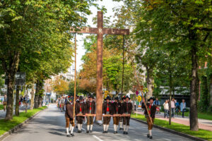 Ernte-Dank-Kirchenzug, Gottesdienst & Festzug zum Herbstfest in Rosenheim