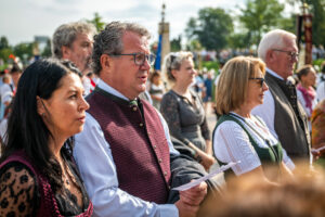 Ernte-Dank-Kirchenzug, Gottesdienst & Festzug zum Herbstfest in Rosenheim