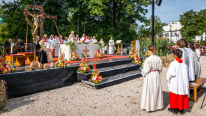 Ernte-Dank-Kirchenzug, Gottesdienst & Festzug zum Herbstfest in Rosenheim