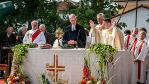 Ernte-Dank-Kirchenzug, Gottesdienst & Festzug zum Herbstfest in Rosenheim