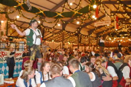 Wiesn Goaßlschnoizer ru1039