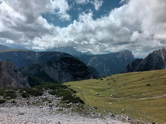 e096dc72-5aed-4dd9-8373-f7432bc3448d