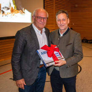 Die Gemeinde Amerang stellt neues Heimatbuch vor