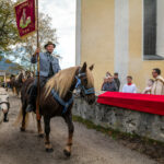 Traditioneller Leonhardiritt in Nußdorf