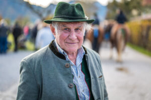 Traditioneller Leonhardiritt in Nußdorf