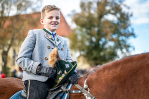 Traditioneller Leonhardiritt in Nußdorf