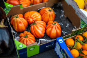 Herbstlicher Marktzauber in Neubeuern: Ein Bummel durch bayerische Vielfalt von Handwerk, Mode und Kulinarik